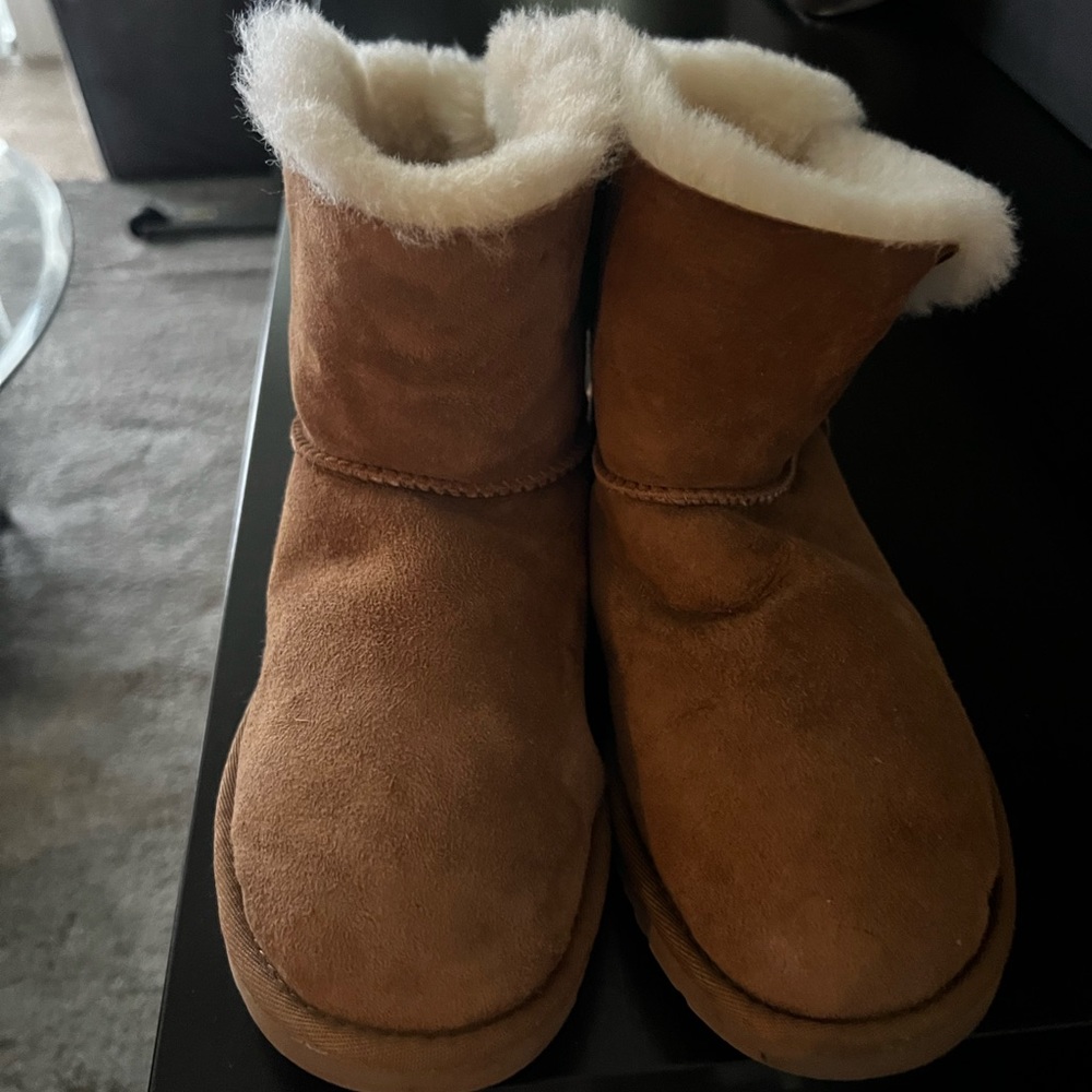 UGGS Mini Bailey Bow Boot